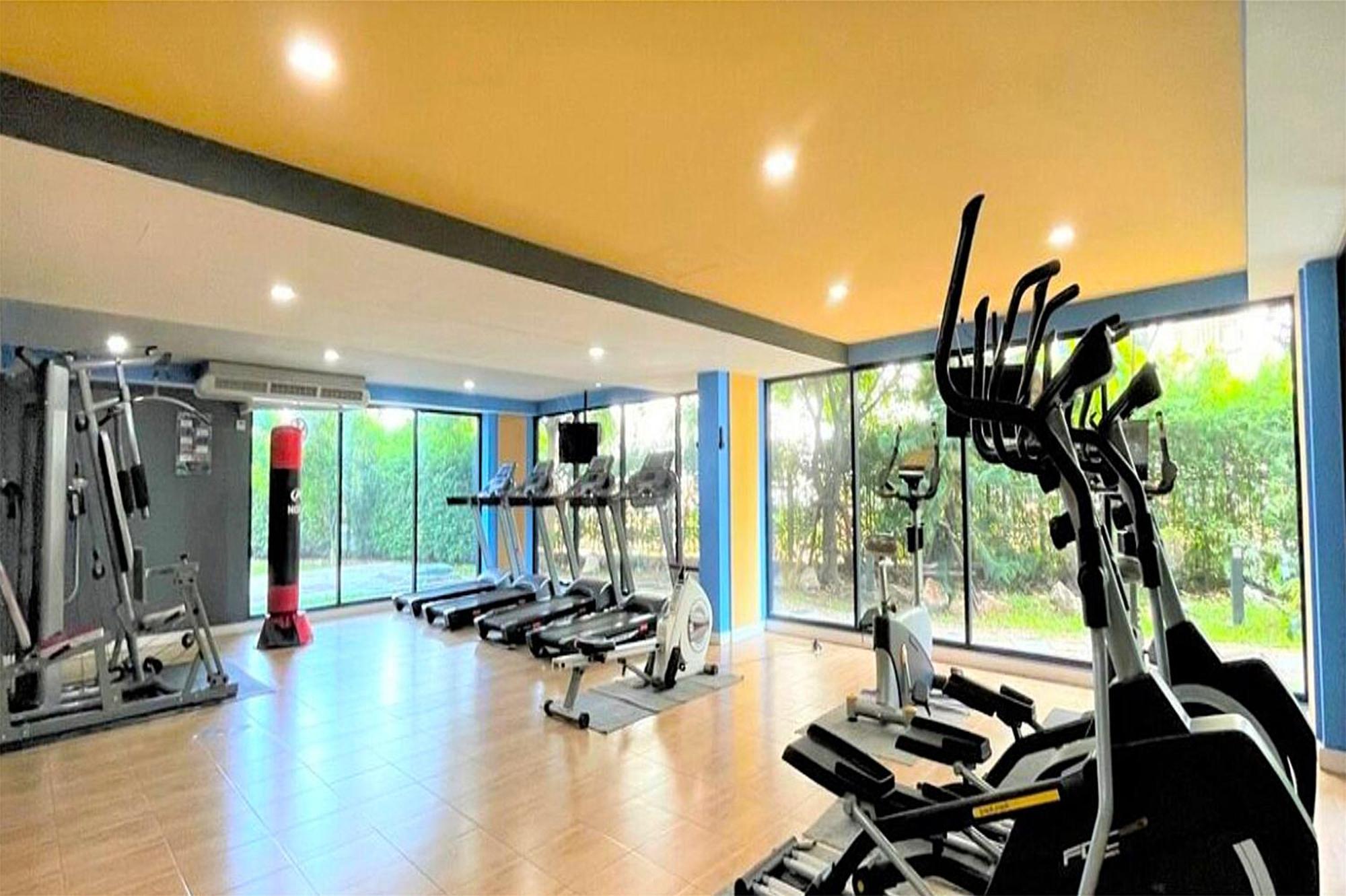 Hua Hin First - Happy Rent Apartment ภายนอก รูปภาพ